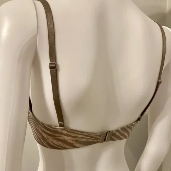 Victoria’s Secret Balconet Bra 32D - Picture 5 of 7